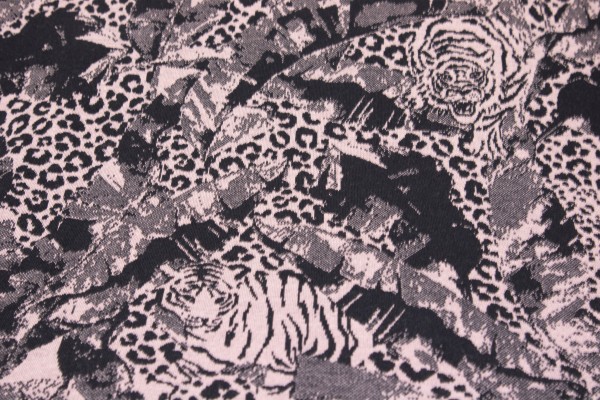 Sale - Jaquard Jersey Panther Animal Print - Blasses Lila